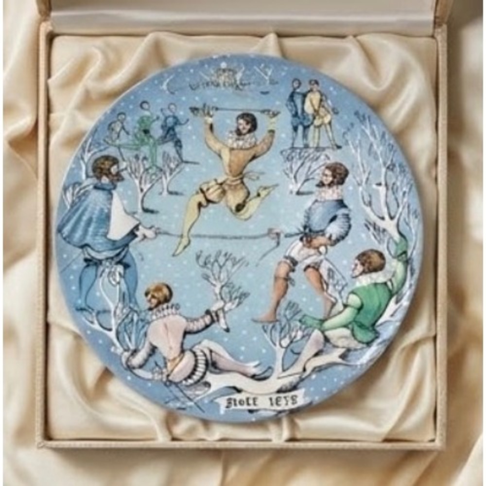 Haviland Limoges Ten Lords A-Leaping 1979 Christmas Plate signed by Haviland